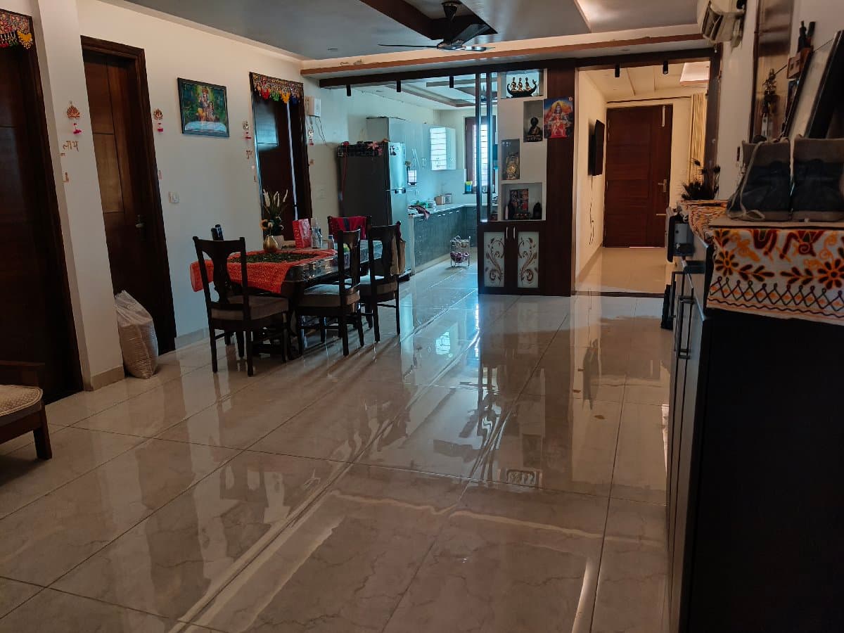 Avnish's home photo 1