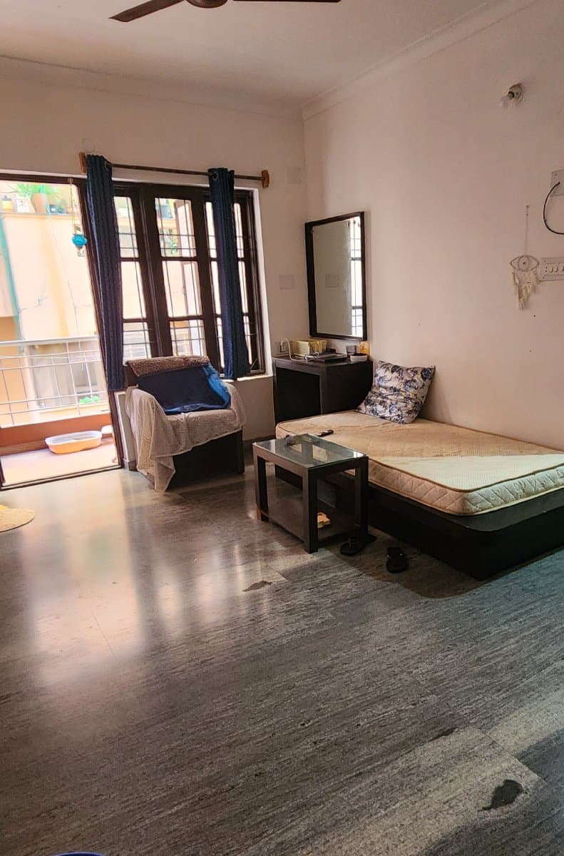 Heena's home photo 2