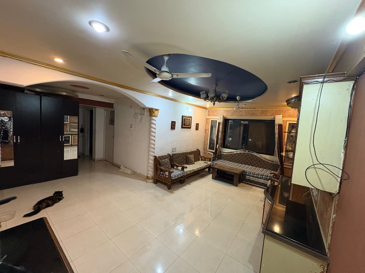 Mehrin's home photo 1