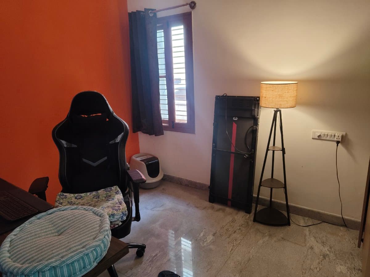 Trisha's home photo 6