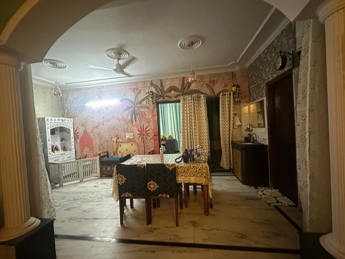 Opiya's home photo 2