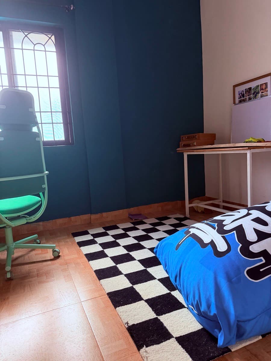 Shreya's home photo 1