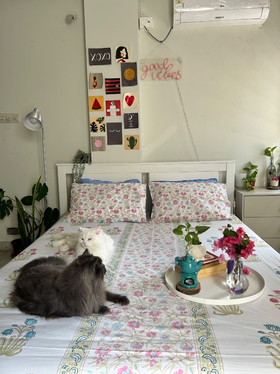 Priyanka's home photo 5