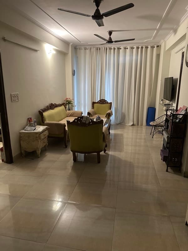 Urusha's home photo 1