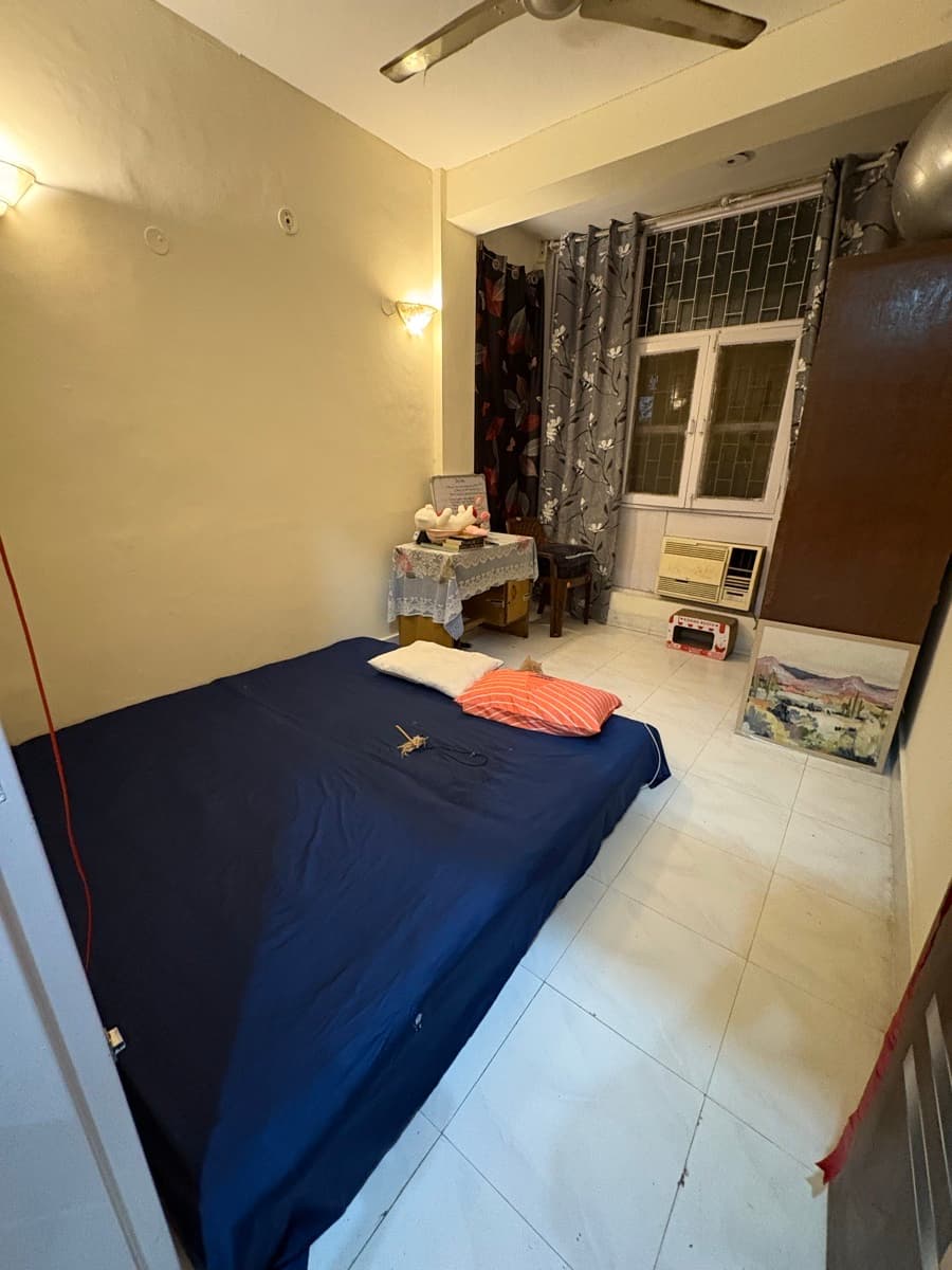 Ayushi's home photo 3
