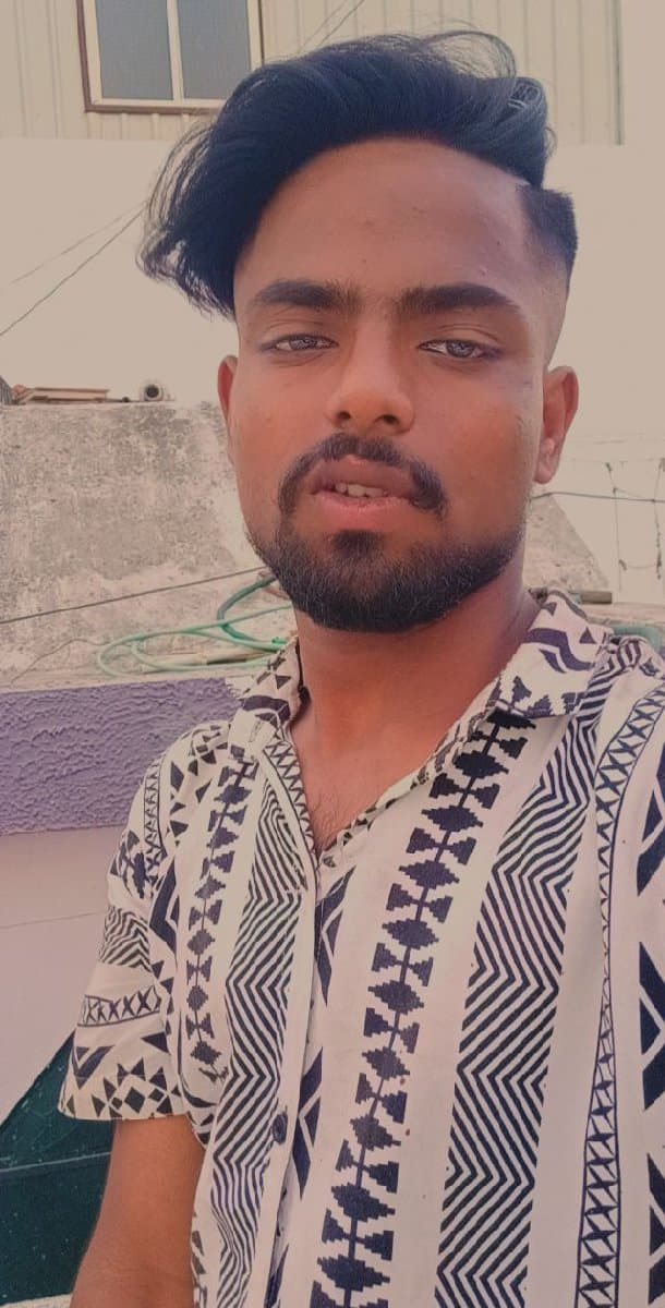 Pratik's profile photo