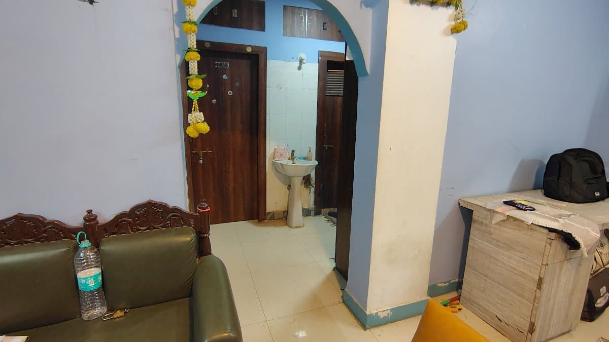 Sanu's home photo 4