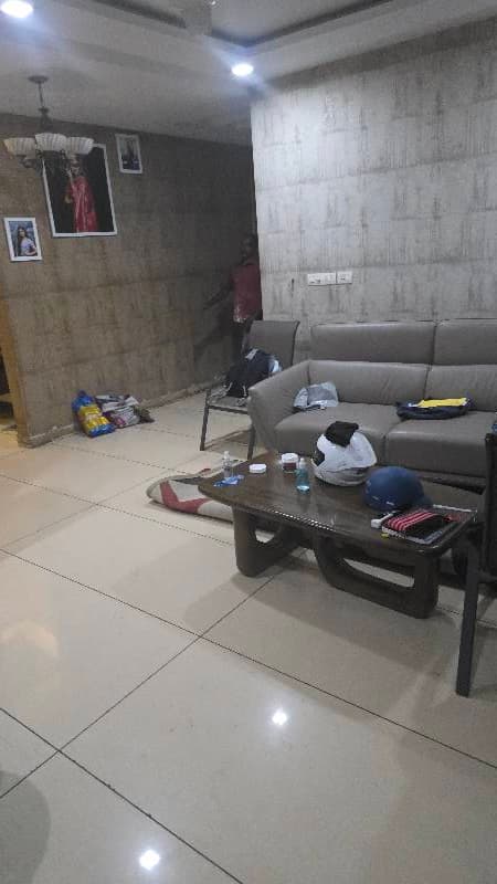 V's home photo 3