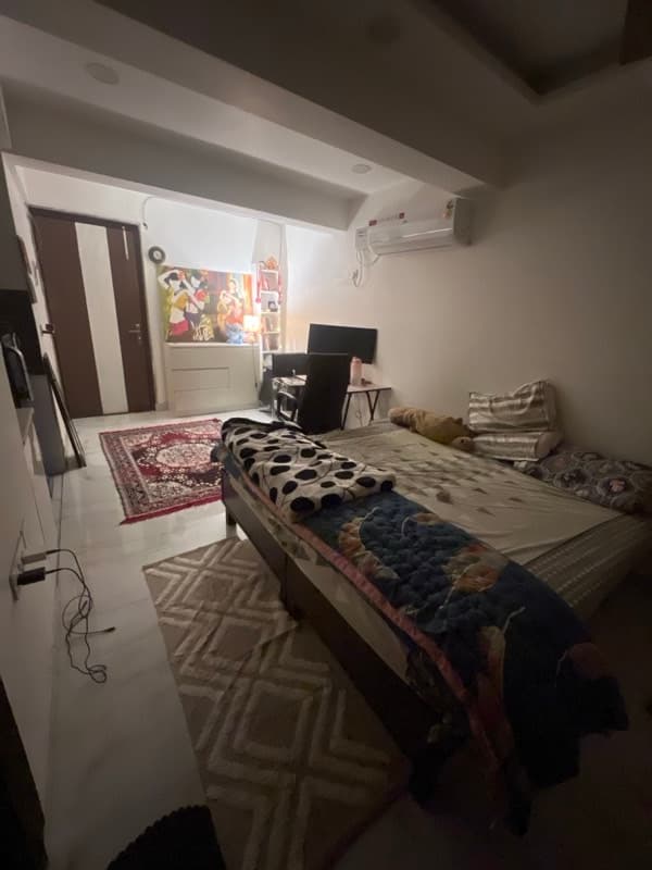 Meenakshi's home photo 3