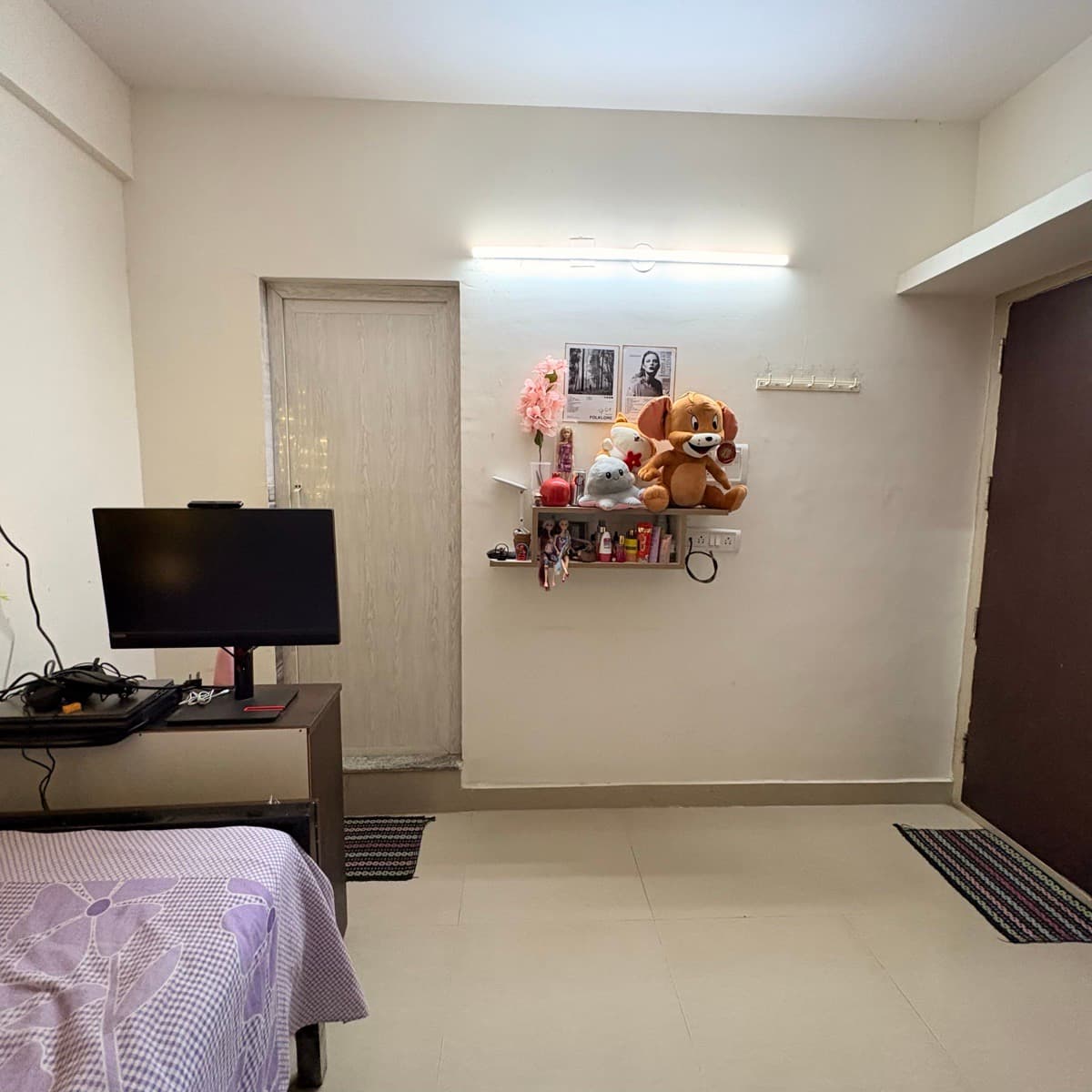 Mimansha's home photo 1