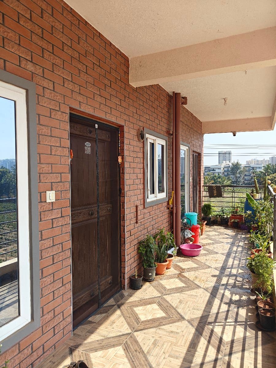 Madhura's home photo 3